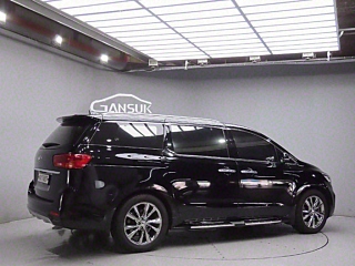KIA CARNIVAL 2018