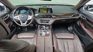 BMW 7-SERIES G11 2016