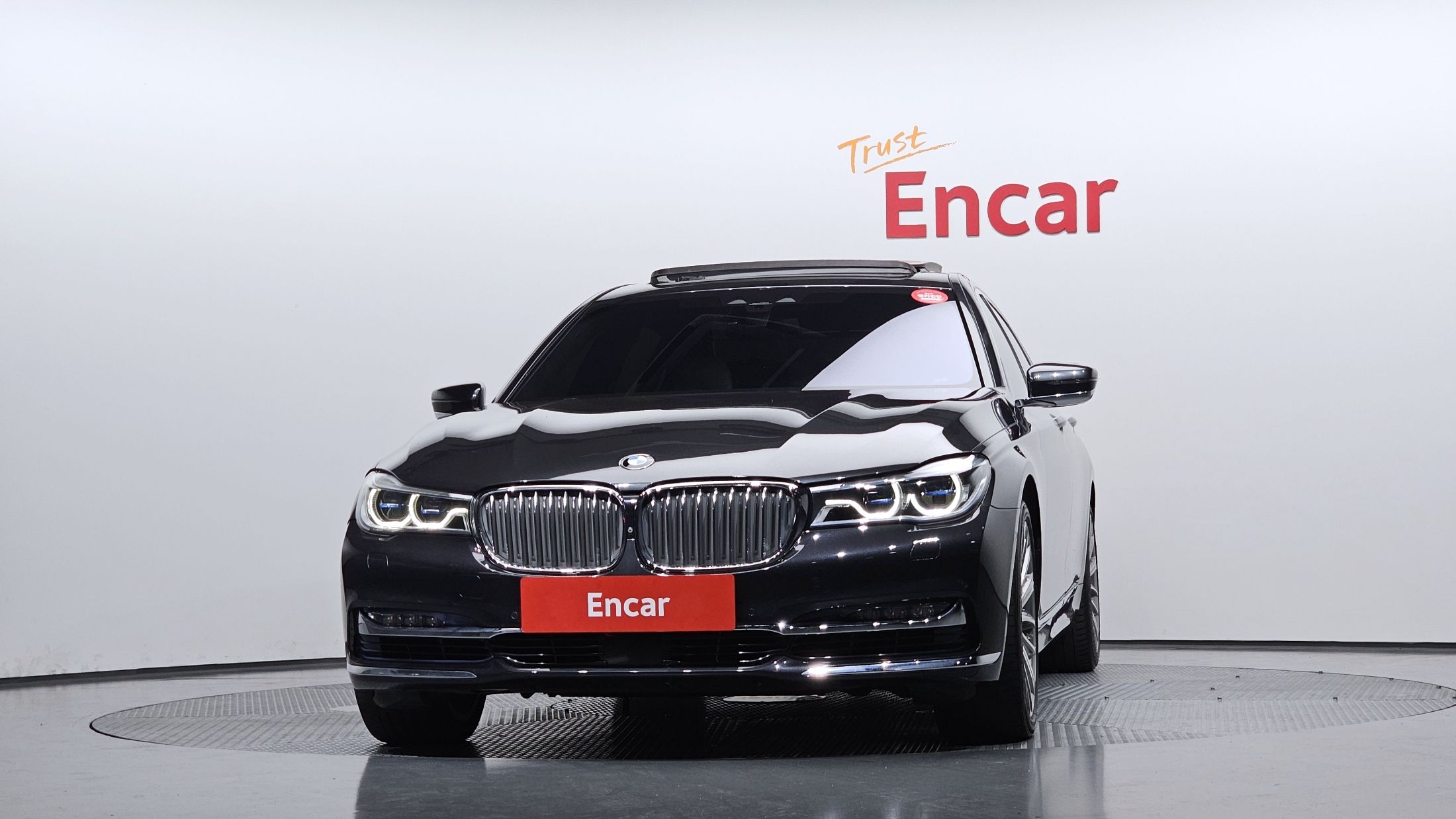 BMW 7-SERIES G11 2016