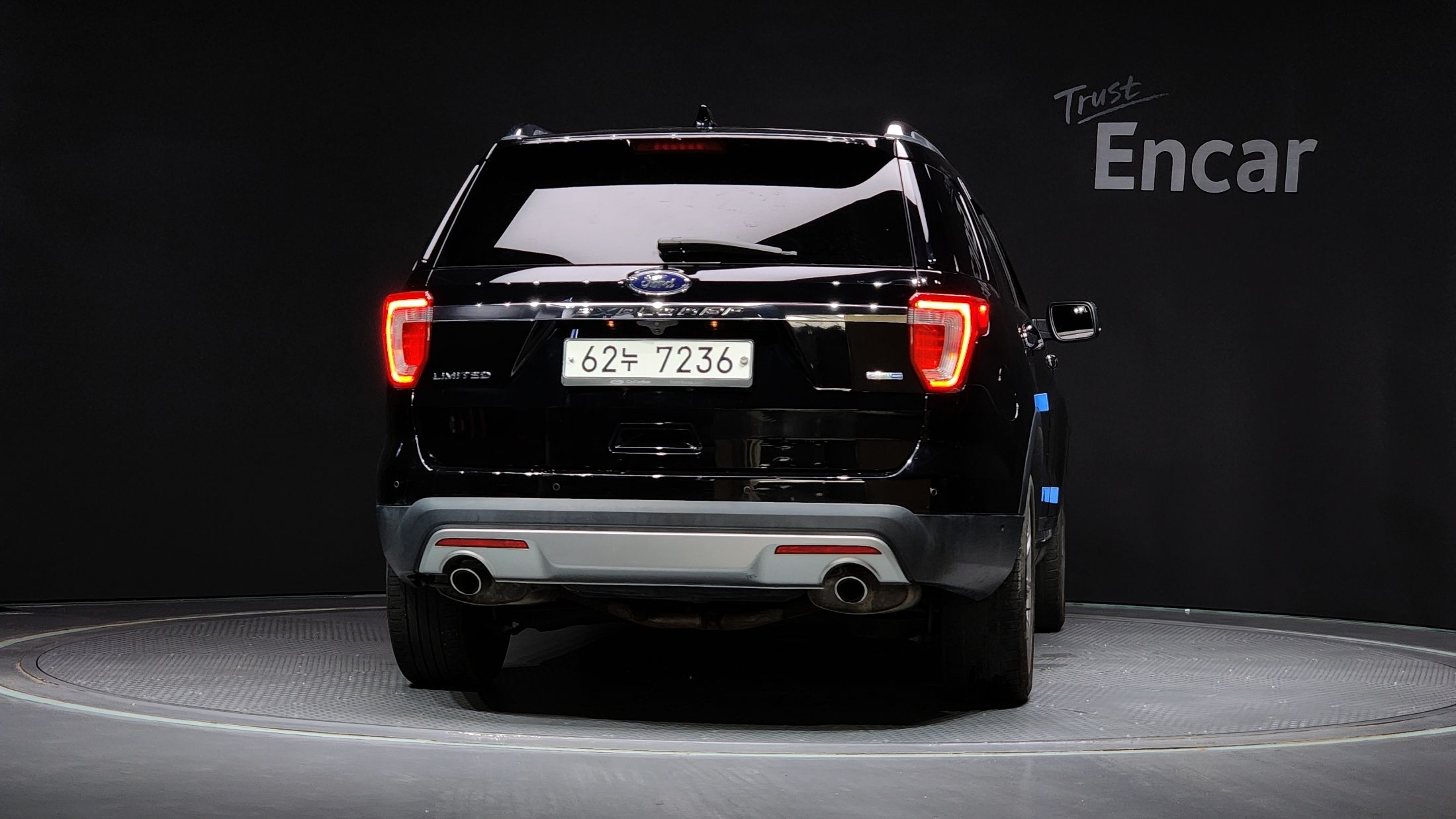 FORD EXPLORER 2017
