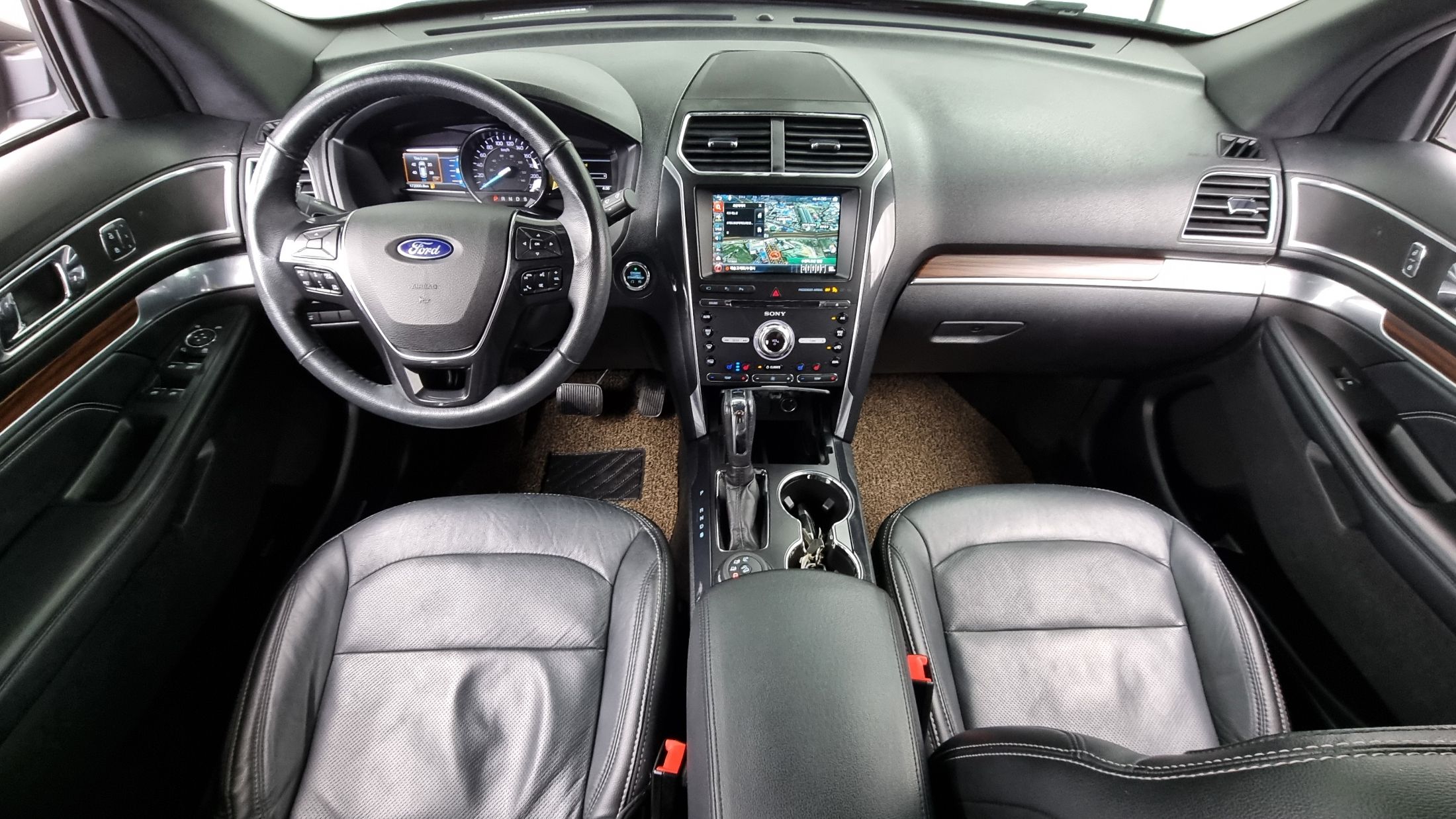 FORD EXPLORER 2017