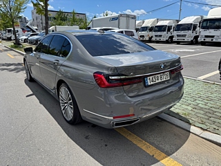 BMW 7-SERIES G11 2021