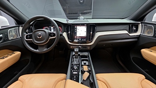 VOLVO XC60 2020