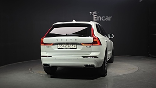 VOLVO XC60 2020