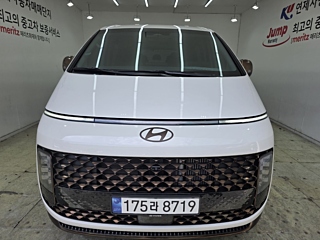 HYUNDAI STARIA 2024