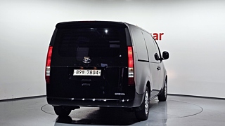 HYUNDAI STARIA 2021