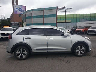 KIA NIRO 2016