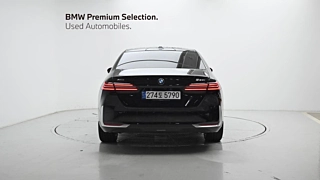 BMW 5-SERIES G60 2024