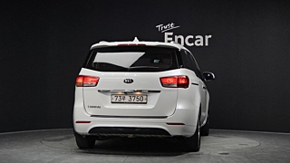 KIA CARNIVAL 2016