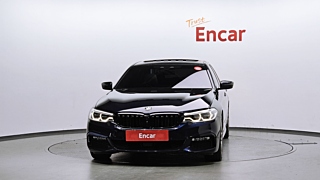 BMW 5-SERIES G30 2017