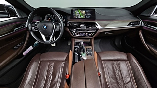 BMW 5-SERIES G30 2017