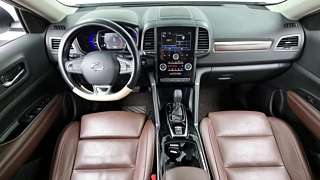 SAMSUNG QM6 2019