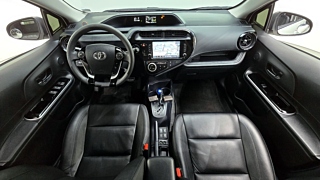 TOYOTA PRIUS C 2018
