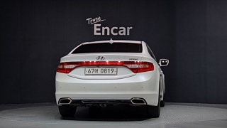HYUNDAI GRANDEUR HG 2016