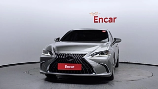 LEXUS ES300H  2024