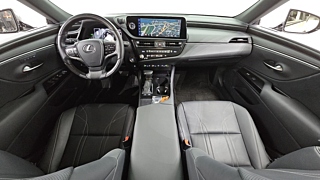LEXUS ES300H  7 GENERATION Luxury Plus 2024