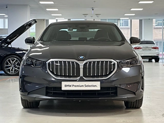 BMW 5-SERIES G60 2024