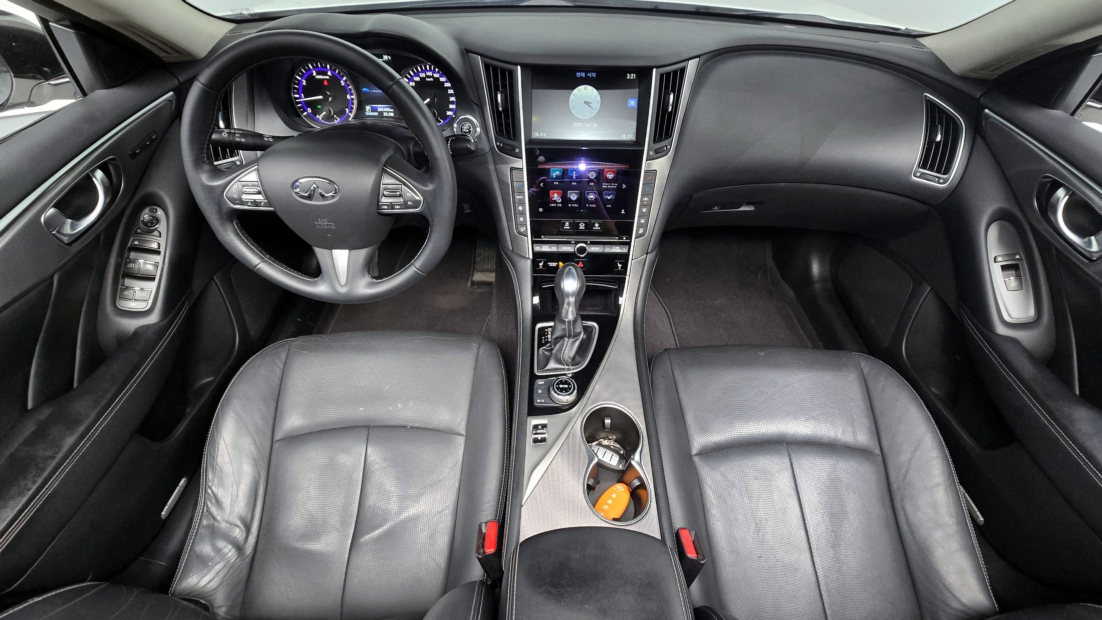 INFINITI Q50 2014