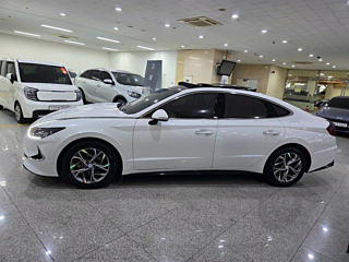 HYUNDAI SONATA DN8 2020