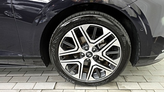 HYUNDAI GRANDEUR HYBRID GN7 2023