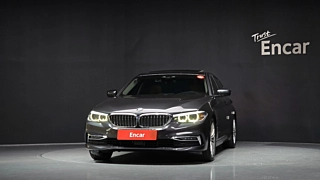 BMW 5-SERIES G30 2019