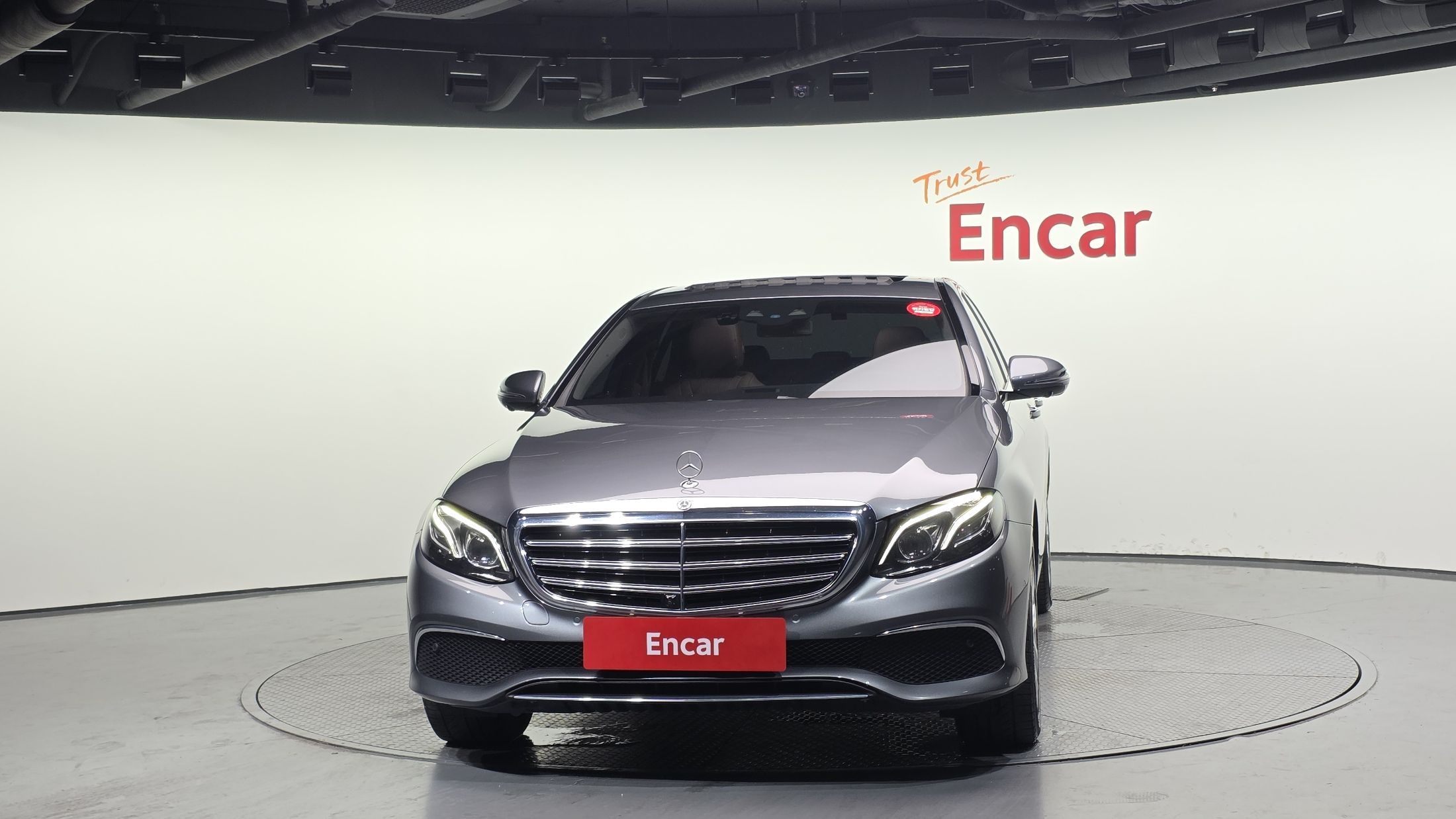MERCEDES BENZ E-CLASS W213 2018