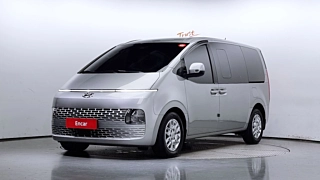 HYUNDAI STARIA  Cargo 5 Seater 2022