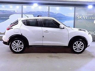 NISSAN JUKE 2017