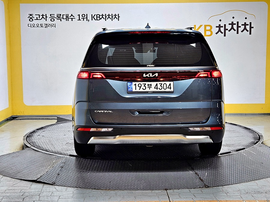 KIA CARNIVAL 2022