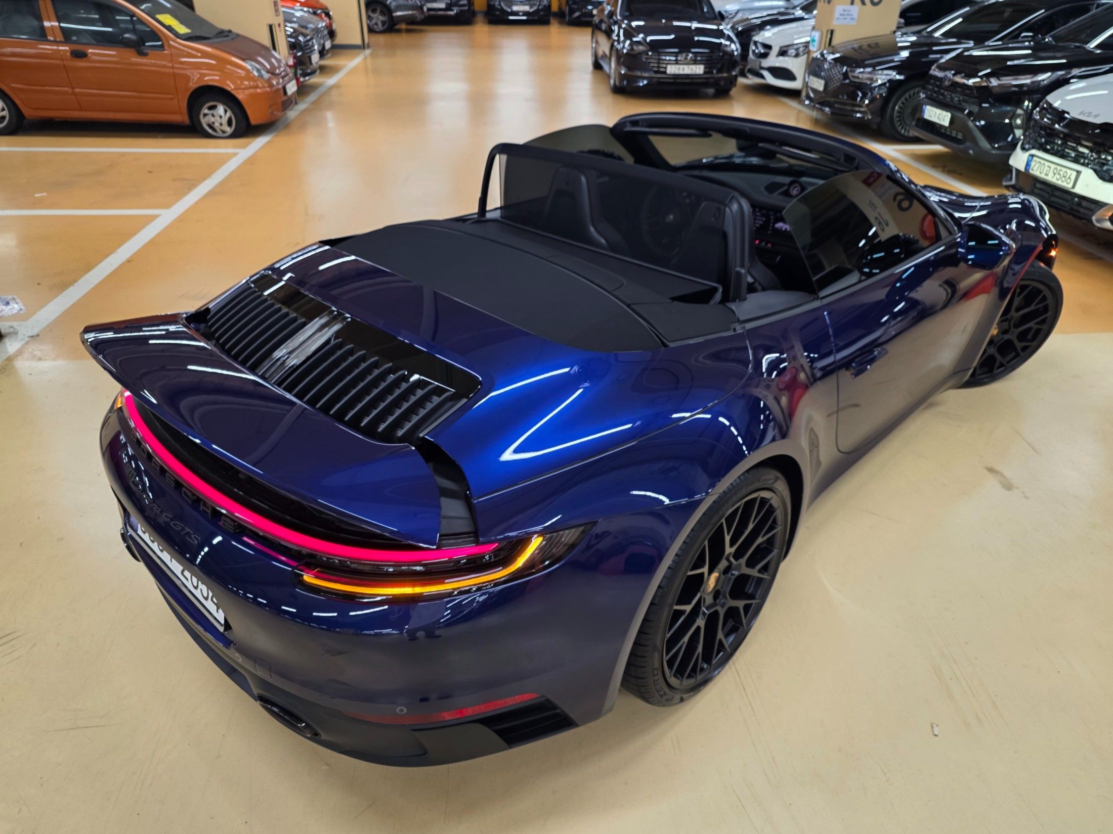 PORSCHE 911 992 2024