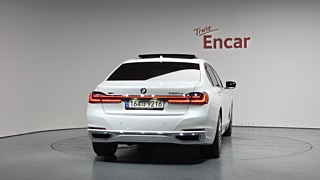BMW 7-SERIES G11 2021