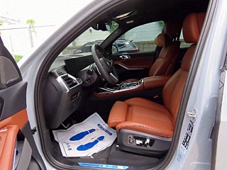 BMW X7 G07 2024