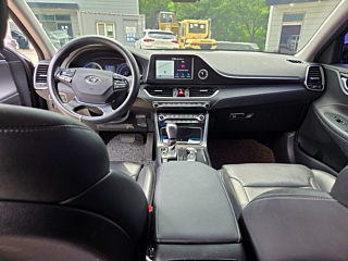 HYUNDAI GRANDEUR IG HYBRID 2017