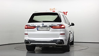 BMW X7 G07 2022