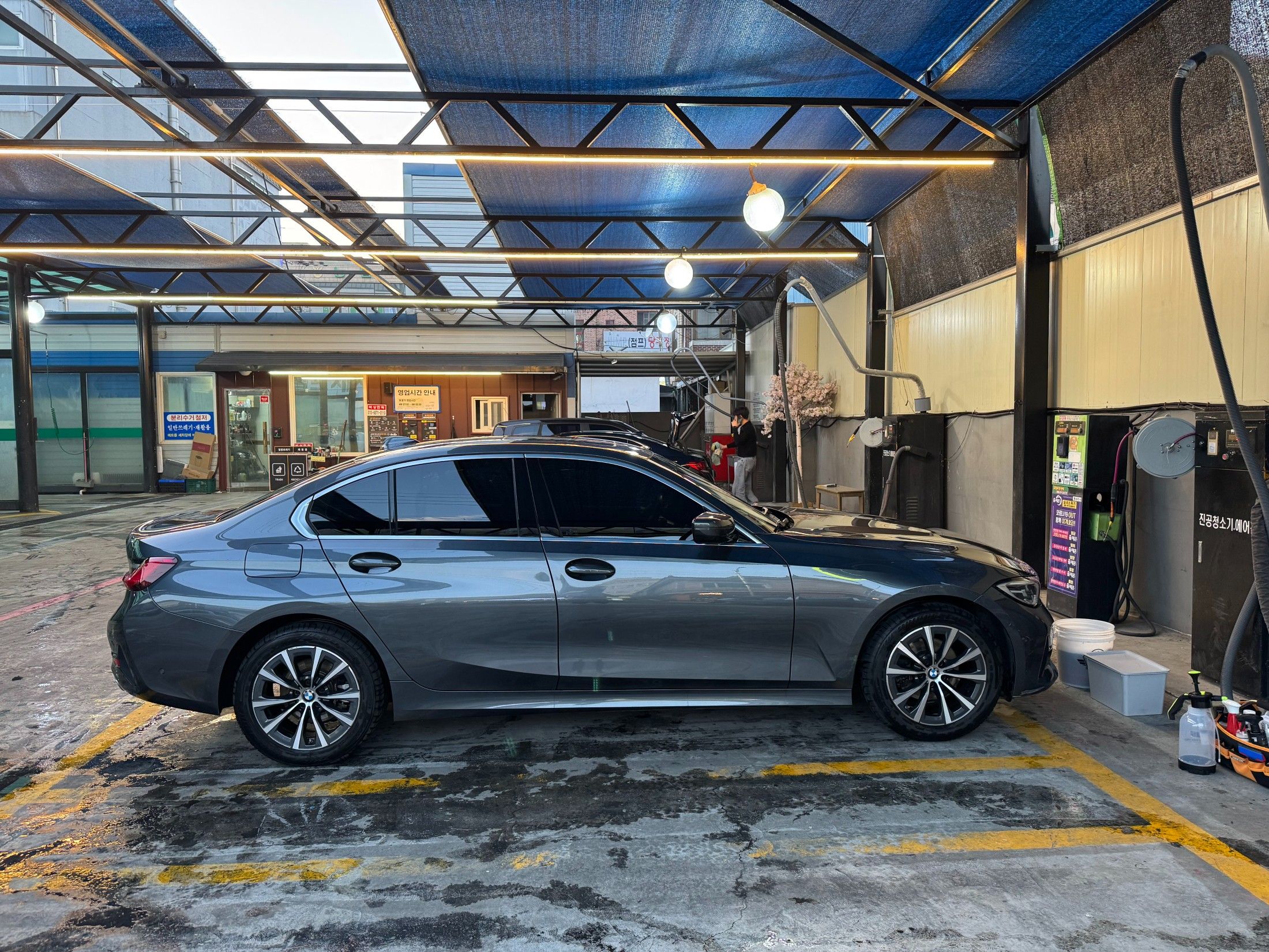 BMW 3-SERIES G20 2020