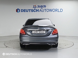MERCEDES BENZ C-CLASS W205 2017