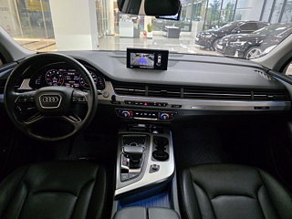 AUDI Q7 4M 2019