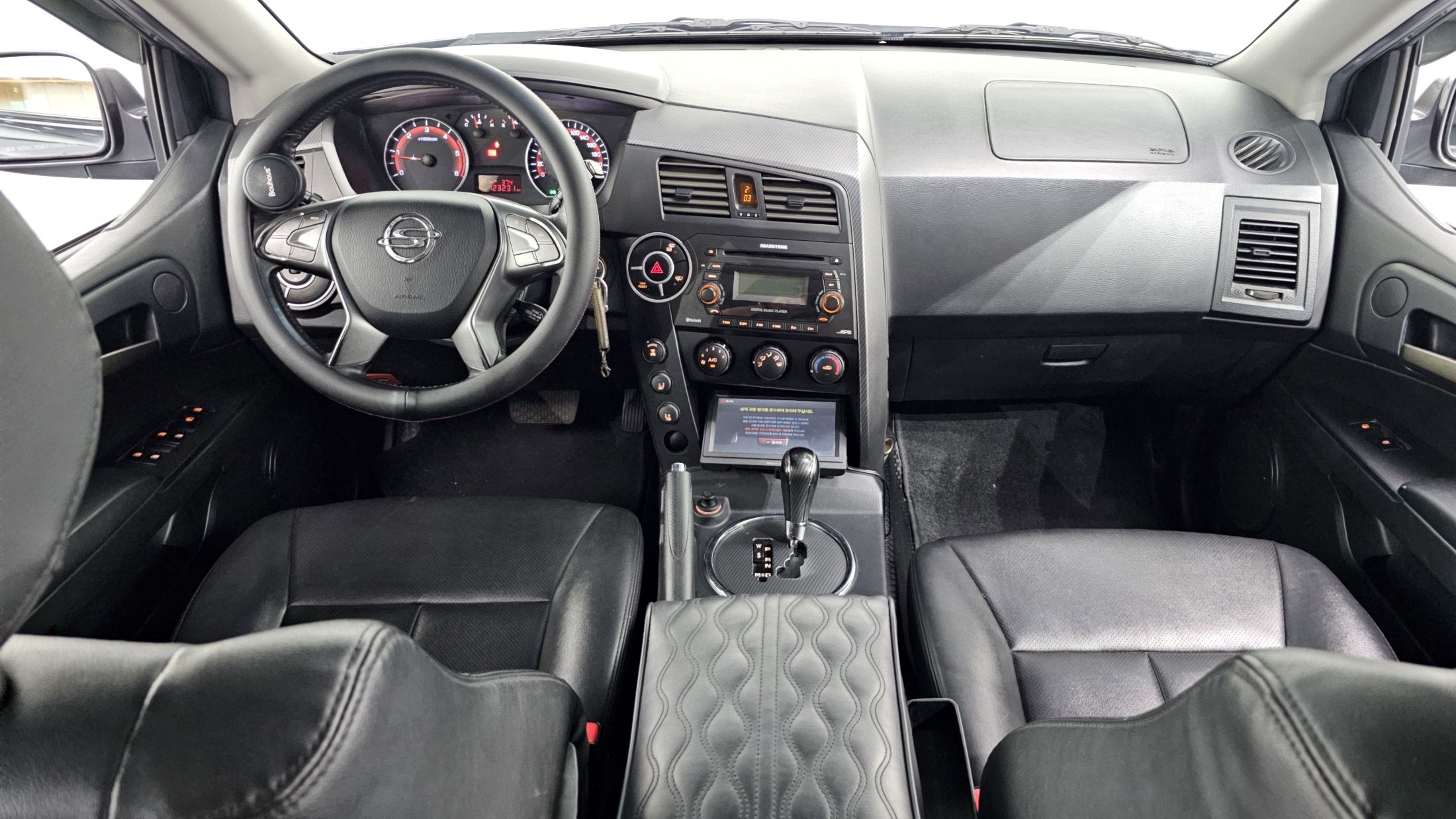 SSANGYONG KORANDO SPORTS 2015