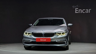 BMW 5-SERIES G30 2018