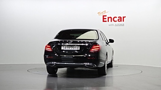 MERCEDES BENZ E-CLASS W213 2020