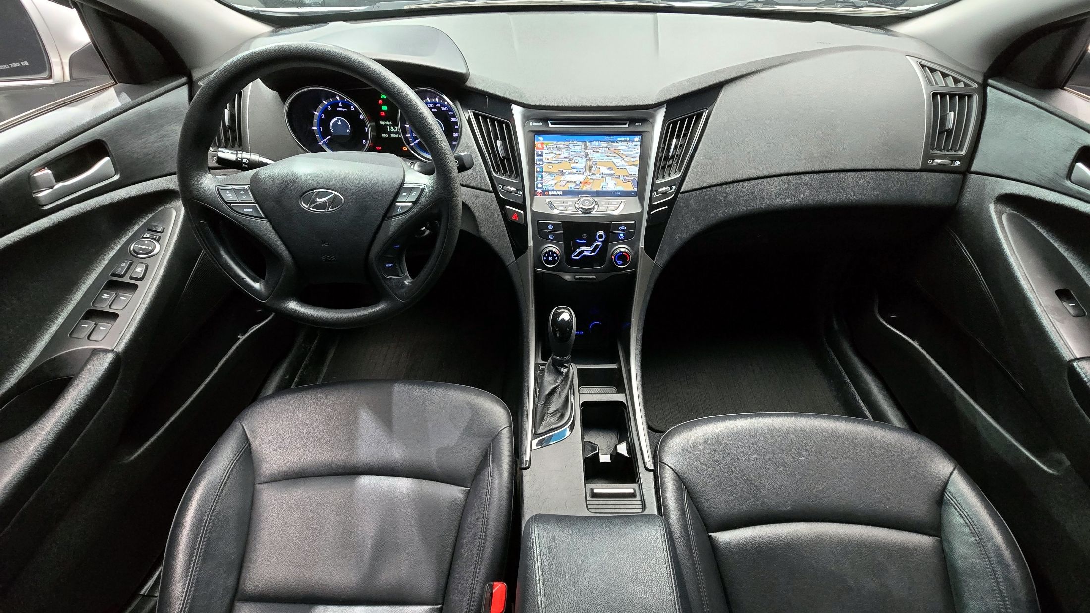 HYUNDAI SONATA YF 2011