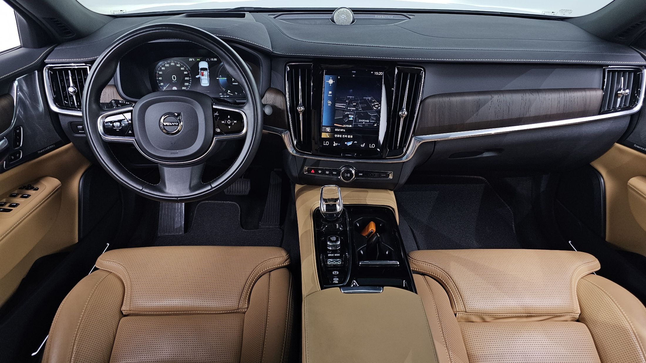 VOLVO S90 2021