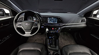 HYUNDAI AVANTE AD 2017