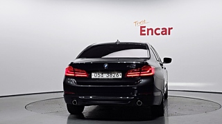 BMW 5-SERIES G30 2018