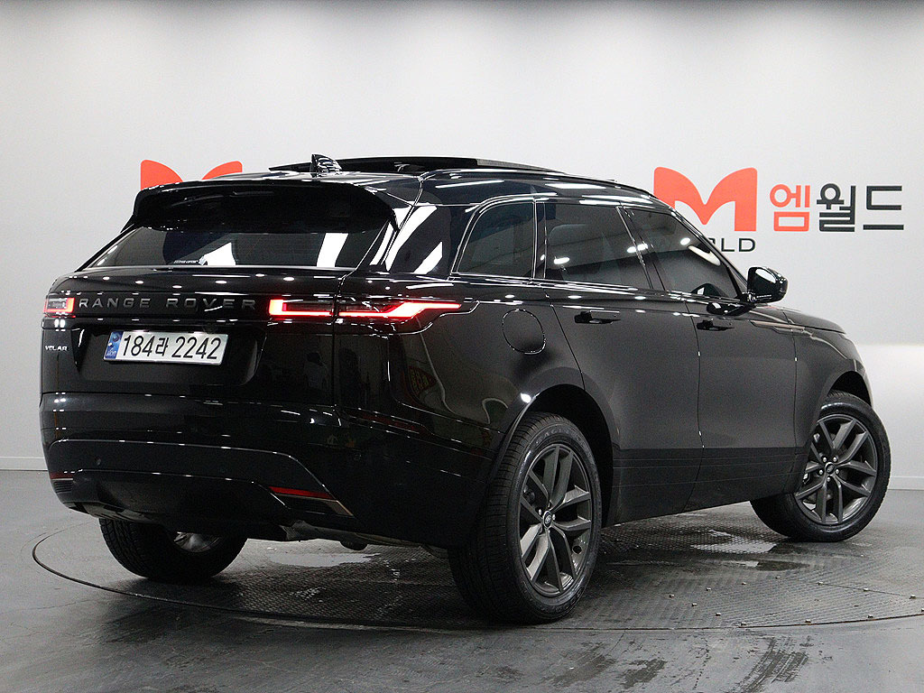 LAND ROVER RANGE ROVER VELAR 2025