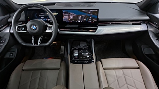 BMW 5-SERIES G60 2024