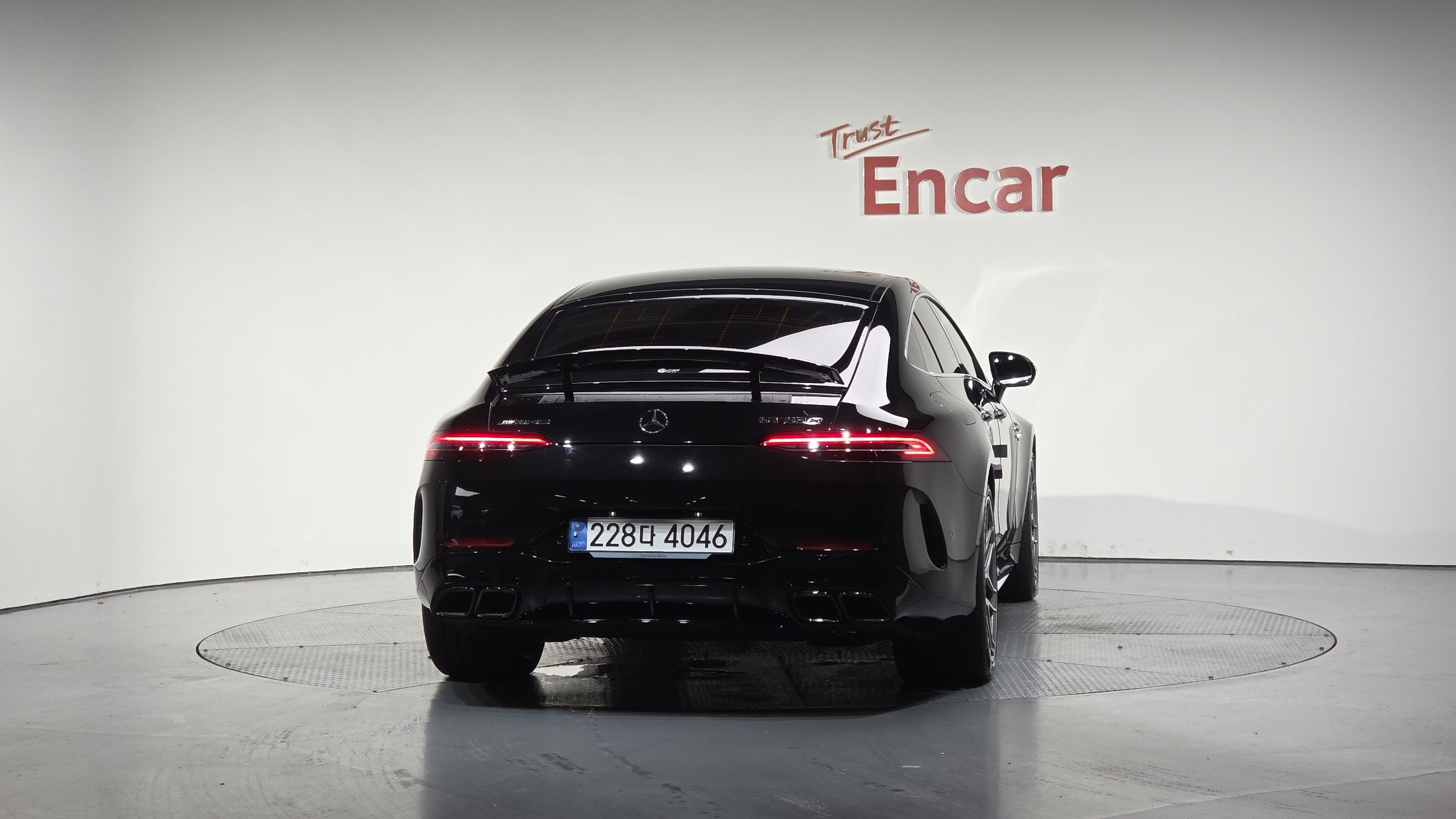 MERCEDES BENZ AMG GT 2024