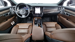 VOLVO S90 2022
