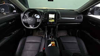 SAMSUNG QM6 2020