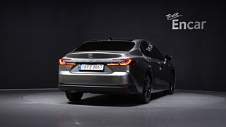 TOYOTA CAMRY XV80  2.5 XLE Premium Hybrid 2024